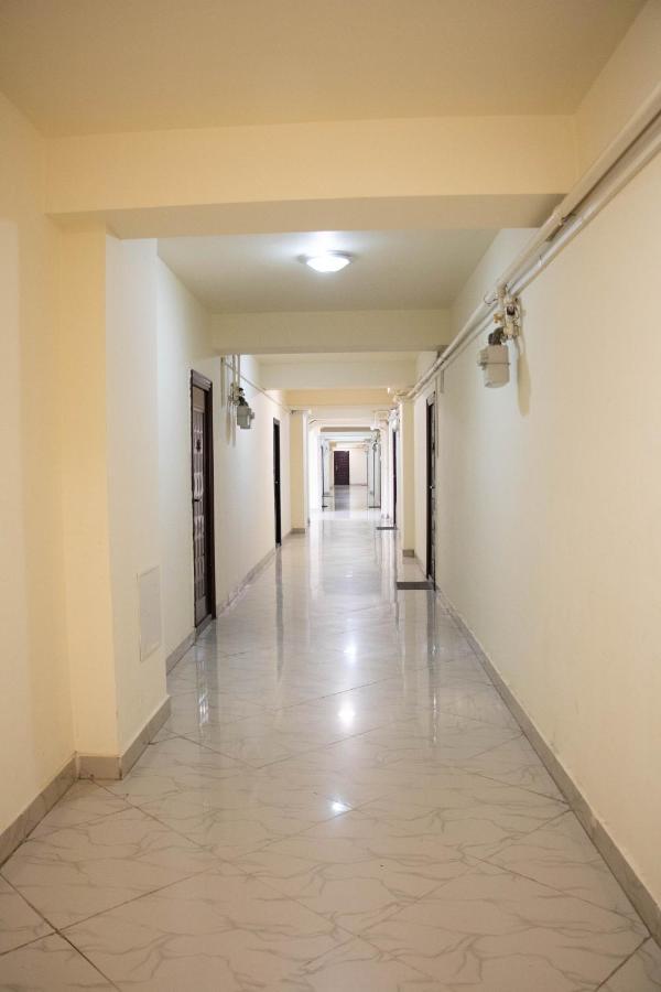 Apartament Capitala Militari Rosu Exterior photo